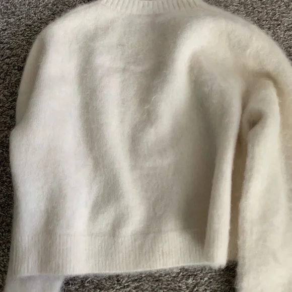 Fabrique Women's Floral Cream Sweater Cardigan - Picture 7 of 9